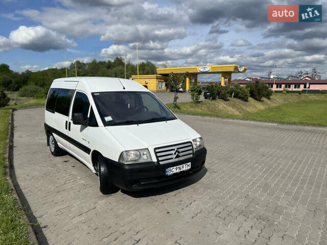 Белый Ситроен Jumpy, объемом двигателя 2 л и пробегом 382 тыс. км за 4290 $, фото 16 на Automoto.ua
