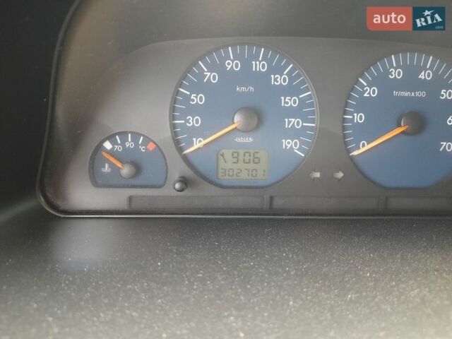 Белый Ситроен Jumpy, объемом двигателя 2 л и пробегом 303 тыс. км за 4500 $, фото 10 на Automoto.ua