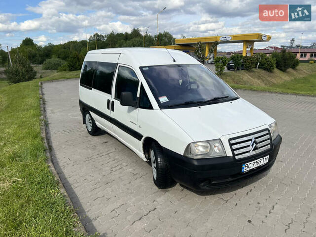 Белый Ситроен Jumpy, объемом двигателя 2 л и пробегом 382 тыс. км за 4290 $, фото 55 на Automoto.ua