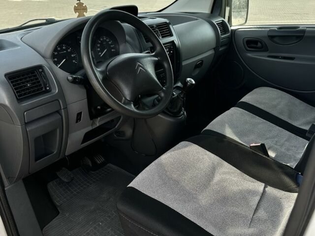 Белый Ситроен Jumpy, объемом двигателя 1.6 л и пробегом 324 тыс. км за 6200 $, фото 5 на Automoto.ua