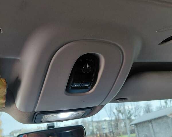 Белый Ситроен Jumpy, объемом двигателя 2 л и пробегом 336 тыс. км за 3950 $, фото 5 на Automoto.ua