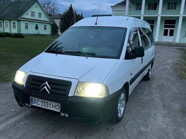 Белый Ситроен Jumpy, объемом двигателя 2 л и пробегом 300 тыс. км за 3110 $, фото 8 на Automoto.ua