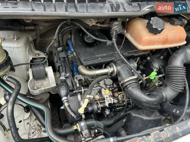 Белый Ситроен Jumpy, объемом двигателя 1.87 л и пробегом 245 тыс. км за 3999 $, фото 16 на Automoto.ua