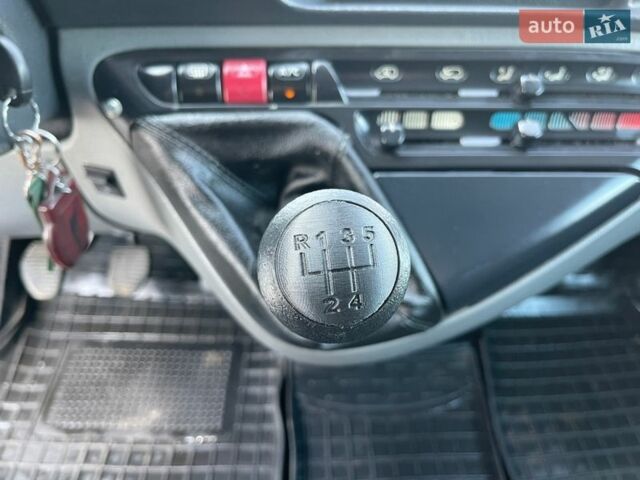 Белый Ситроен Jumpy, объемом двигателя 2 л и пробегом 300 тыс. км за 4650 $, фото 38 на Automoto.ua