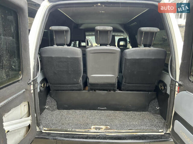 Белый Ситроен Jumpy, объемом двигателя 1.87 л и пробегом 245 тыс. км за 3999 $, фото 11 на Automoto.ua