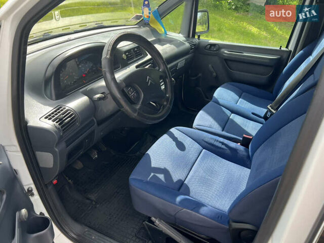 Белый Ситроен Jumpy, объемом двигателя 2 л и пробегом 382 тыс. км за 4290 $, фото 19 на Automoto.ua