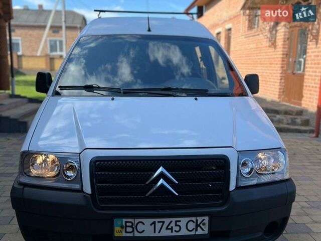 Белый Ситроен Jumpy, объемом двигателя 2 л и пробегом 265 тыс. км за 4200 $, фото 20 на Automoto.ua