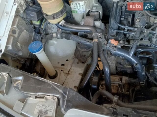 Білий Сітроен Jumpy, об'ємом двигуна 2 л та пробігом 338 тис. км за 5400 $, фото 11 на Automoto.ua