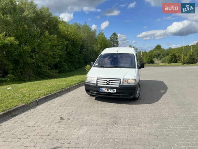 Белый Ситроен Jumpy, объемом двигателя 2 л и пробегом 382 тыс. км за 4290 $, фото 18 на Automoto.ua