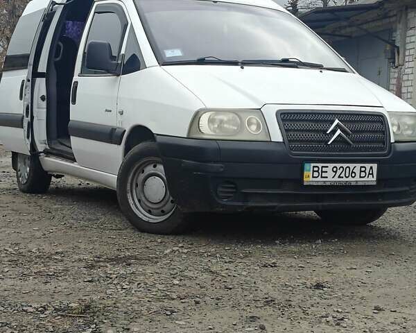 Белый Ситроен Jumpy, объемом двигателя 2 л и пробегом 362 тыс. км за 4600 $, фото 10 на Automoto.ua