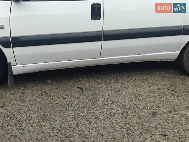Белый Ситроен Jumpy, объемом двигателя 2 л и пробегом 362 тыс. км за 4600 $, фото 9 на Automoto.ua