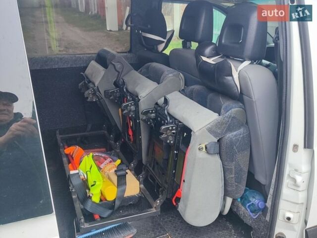 Белый Ситроен Jumpy, объемом двигателя 2 л и пробегом 120 тыс. км за 4100 $, фото 8 на Automoto.ua