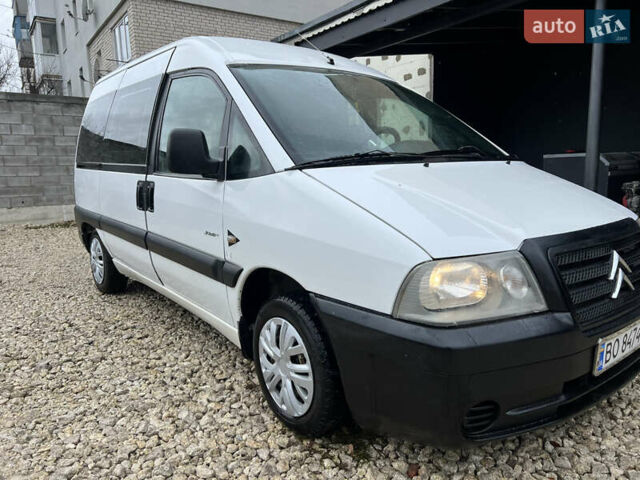 Белый Ситроен Jumpy, объемом двигателя 1.87 л и пробегом 245 тыс. км за 3999 $, фото 1 на Automoto.ua