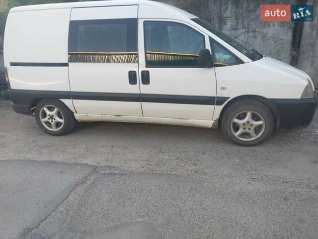 Білий Сітроен Jumpy, об'ємом двигуна 2 л та пробігом 400 тис. км за 3400 $, фото 2 на Automoto.ua
