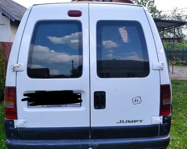 Белый Ситроен Jumpy, объемом двигателя 1.9 л и пробегом 300 тыс. км за 4350 $, фото 4 на Automoto.ua