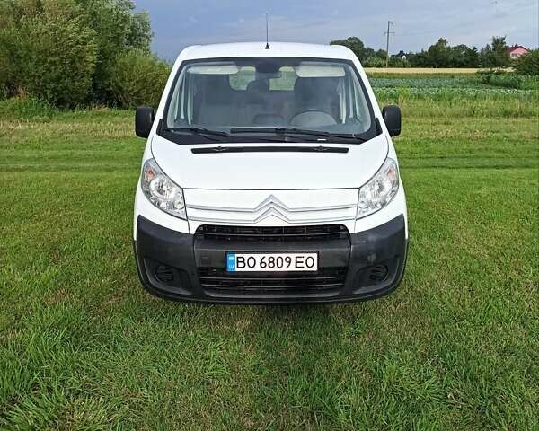 Белый Ситроен Jumpy, объемом двигателя 2 л и пробегом 250 тыс. км за 7013 $, фото 4 на Automoto.ua