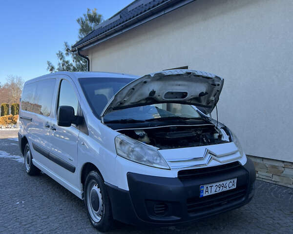 Белый Ситроен Jumpy, объемом двигателя 2 л и пробегом 341 тыс. км за 5399 $, фото 29 на Automoto.ua