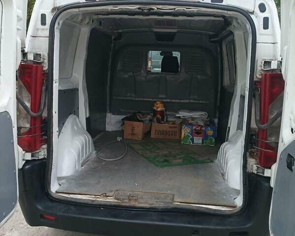 Білий Сітроен Jumpy, об'ємом двигуна 1.56 л та пробігом 420 тис. км за 4200 $, фото 4 на Automoto.ua