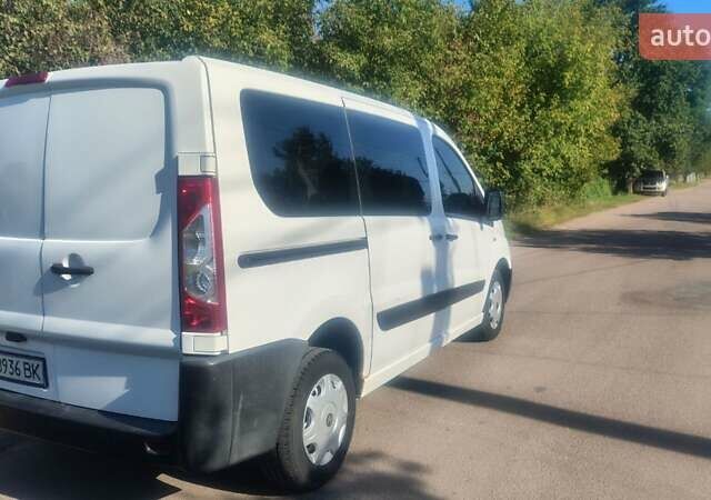 Белый Ситроен Jumpy, объемом двигателя 1.6 л и пробегом 304 тыс. км за 5300 $, фото 9 на Automoto.ua