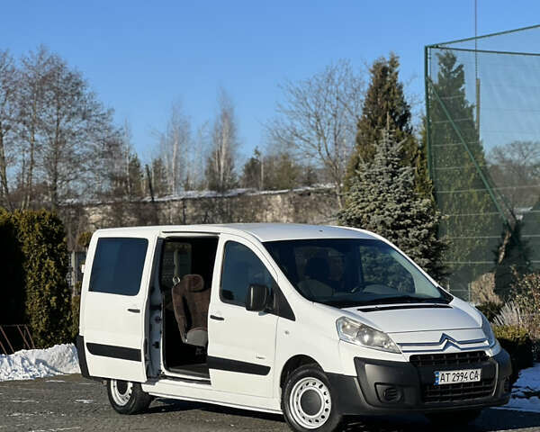 Белый Ситроен Jumpy, объемом двигателя 2 л и пробегом 341 тыс. км за 5399 $, фото 5 на Automoto.ua