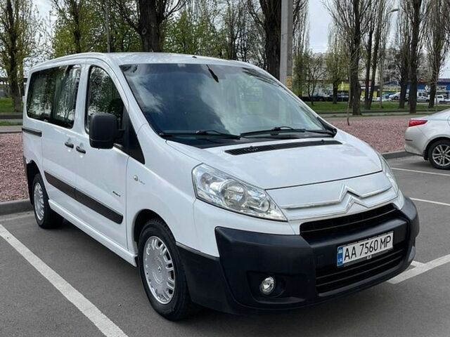 Белый Ситроен Jumpy, объемом двигателя 2 л и пробегом 310 тыс. км за 7700 $, фото 3 на Automoto.ua