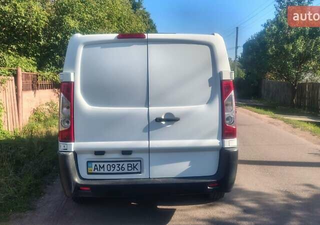 Белый Ситроен Jumpy, объемом двигателя 1.6 л и пробегом 304 тыс. км за 5300 $, фото 5 на Automoto.ua
