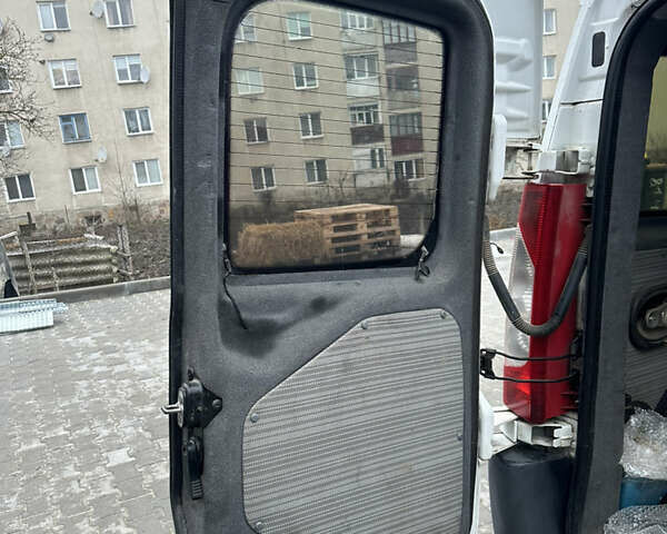 Белый Ситроен Jumpy, объемом двигателя 1.6 л и пробегом 205 тыс. км за 6050 $, фото 14 на Automoto.ua