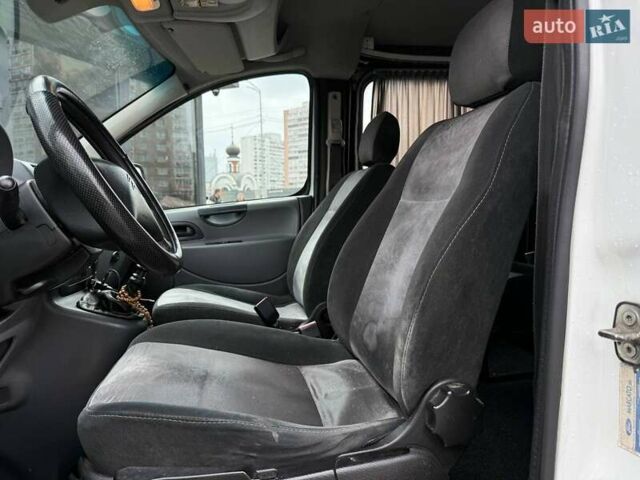 Белый Ситроен Jumpy, объемом двигателя 2 л и пробегом 303 тыс. км за 7790 $, фото 8 на Automoto.ua