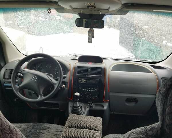 Белый Ситроен Jumpy, объемом двигателя 2 л и пробегом 277 тыс. км за 7300 $, фото 5 на Automoto.ua