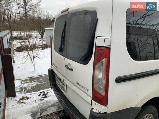Белый Ситроен Jumpy, объемом двигателя 1.6 л и пробегом 240 тыс. км за 5700 $, фото 4 на Automoto.ua