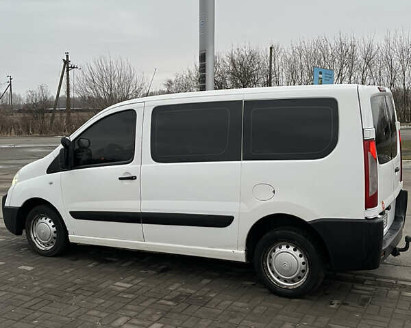 Белый Ситроен Jumpy, объемом двигателя 2 л и пробегом 348 тыс. км за 5500 $, фото 5 на Automoto.ua