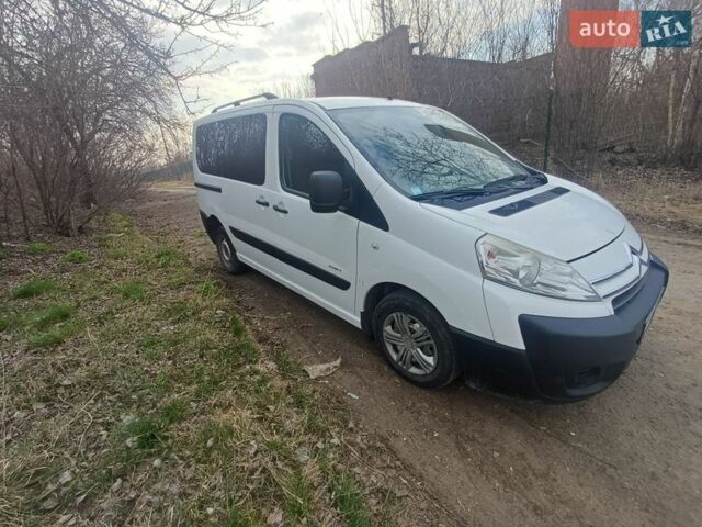 Белый Ситроен Jumpy, объемом двигателя 1.6 л и пробегом 340 тыс. км за 6000 $, фото 2 на Automoto.ua
