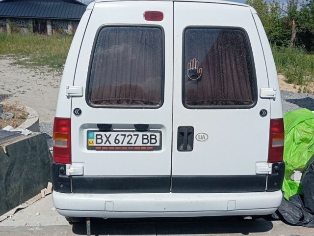 Белый Ситроен Jumpy, объемом двигателя 2 л и пробегом 268 тыс. км за 4796 $, фото 2 на Automoto.ua