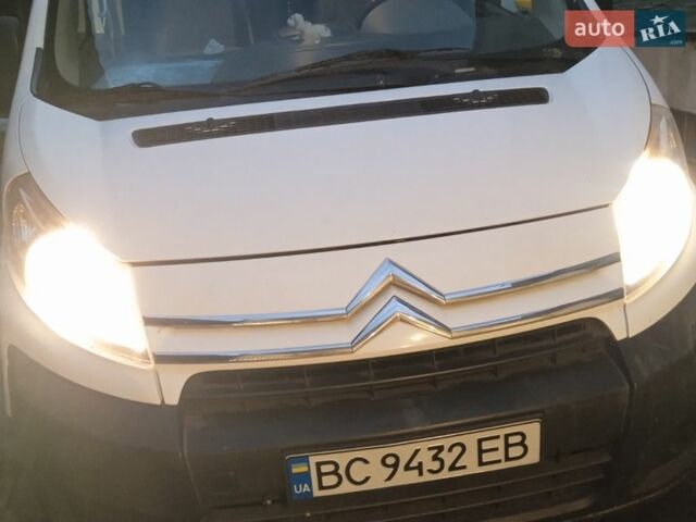 Белый Ситроен Jumpy, объемом двигателя 1.56 л и пробегом 234 тыс. км за 5900 $, фото 4 на Automoto.ua