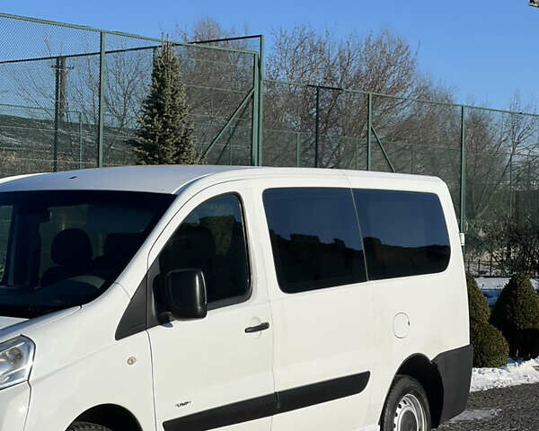 Белый Ситроен Jumpy, объемом двигателя 2 л и пробегом 341 тыс. км за 5399 $, фото 11 на Automoto.ua