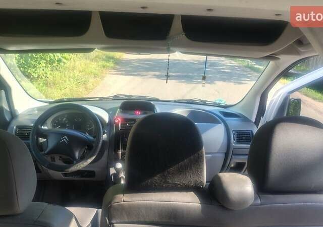 Белый Ситроен Jumpy, объемом двигателя 1.6 л и пробегом 304 тыс. км за 5300 $, фото 12 на Automoto.ua