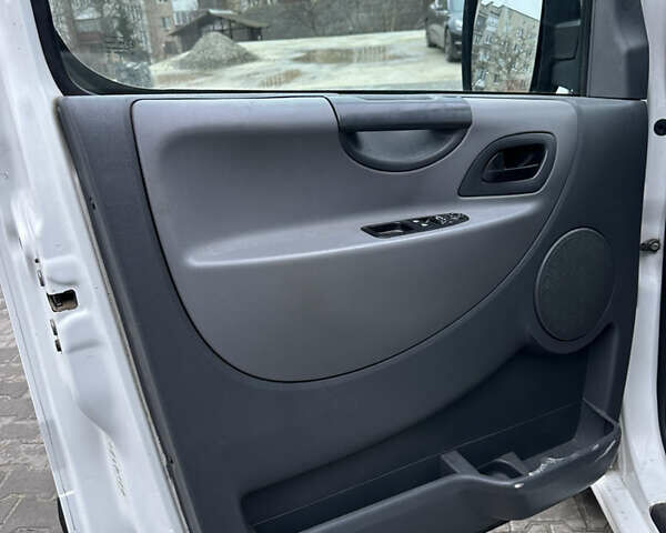 Білий Сітроен Jumpy, об'ємом двигуна 1.6 л та пробігом 205 тис. км за 5999 $, фото 13 на Automoto.ua