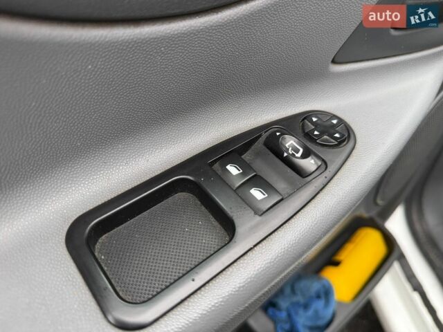 Білий Сітроен Jumpy, об'ємом двигуна 2 л та пробігом 235 тис. км за 5700 $, фото 21 на Automoto.ua
