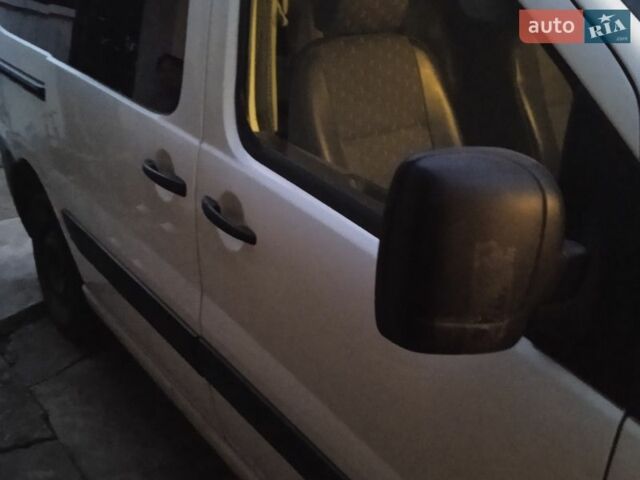 Белый Ситроен Jumpy, объемом двигателя 1.56 л и пробегом 234 тыс. км за 5900 $, фото 5 на Automoto.ua