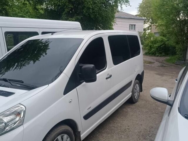 Белый Ситроен Jumpy, объемом двигателя 1.6 л и пробегом 400 тыс. км за 5900 $, фото 7 на Automoto.ua
