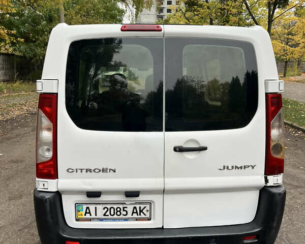 Белый Ситроен Jumpy, объемом двигателя 2 л и пробегом 305 тыс. км за 5100 $, фото 5 на Automoto.ua