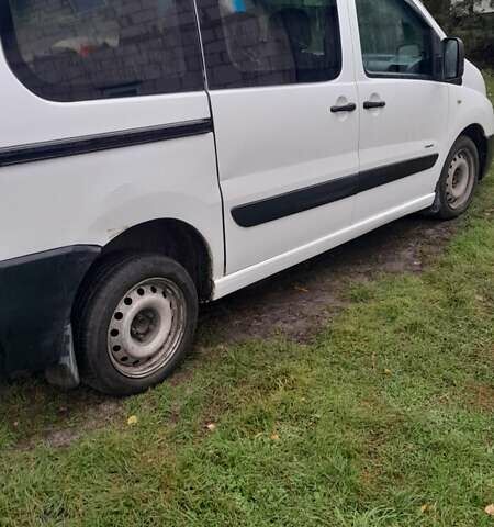 Белый Ситроен Jumpy, объемом двигателя 1.6 л и пробегом 268 тыс. км за 5200 $, фото 11 на Automoto.ua