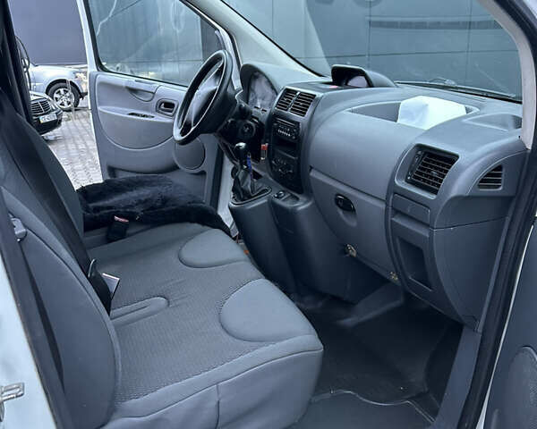 Білий Сітроен Jumpy, об'ємом двигуна 1.6 л та пробігом 205 тис. км за 5999 $, фото 16 на Automoto.ua