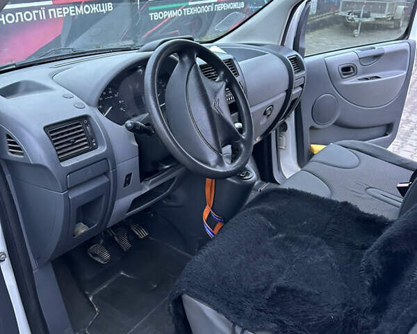 Белый Ситроен Jumpy, объемом двигателя 1.6 л и пробегом 205 тыс. км за 6050 $, фото 17 на Automoto.ua