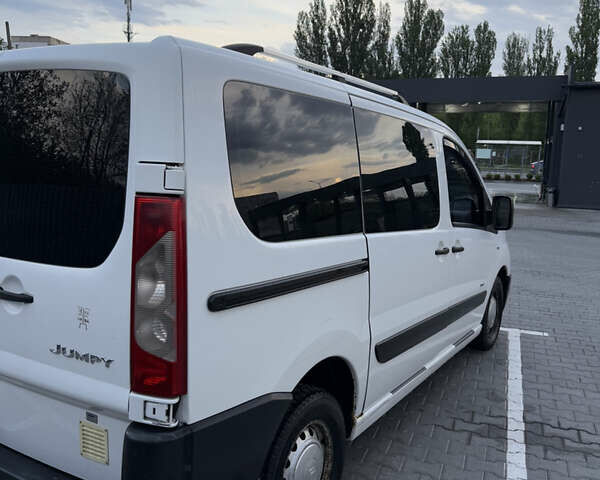 Белый Ситроен Jumpy, объемом двигателя 0 л и пробегом 314 тыс. км за 4700 $, фото 2 на Automoto.ua