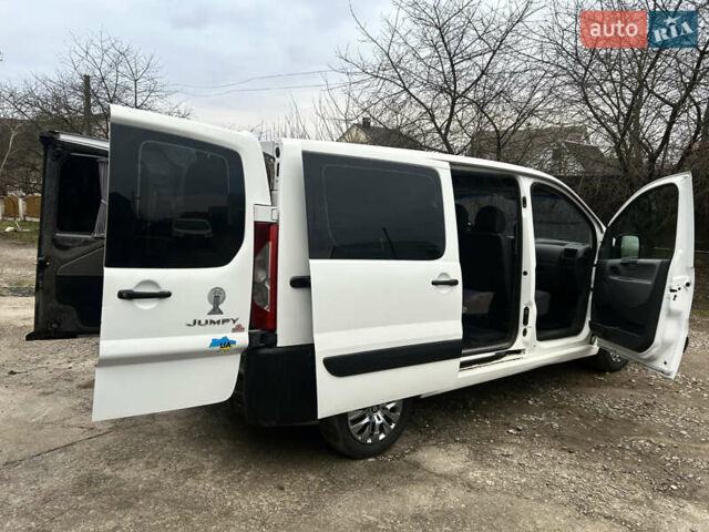 Белый Ситроен Jumpy, объемом двигателя 2 л и пробегом 225 тыс. км за 6300 $, фото 22 на Automoto.ua