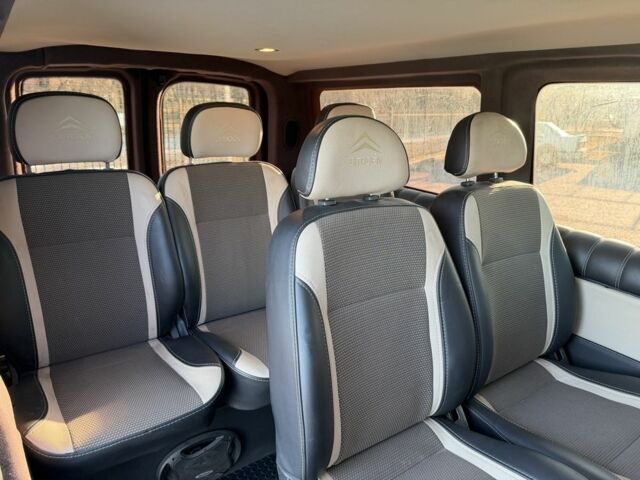 Белый Ситроен Jumpy, объемом двигателя 2 л и пробегом 218 тыс. км за 8000 $, фото 10 на Automoto.ua