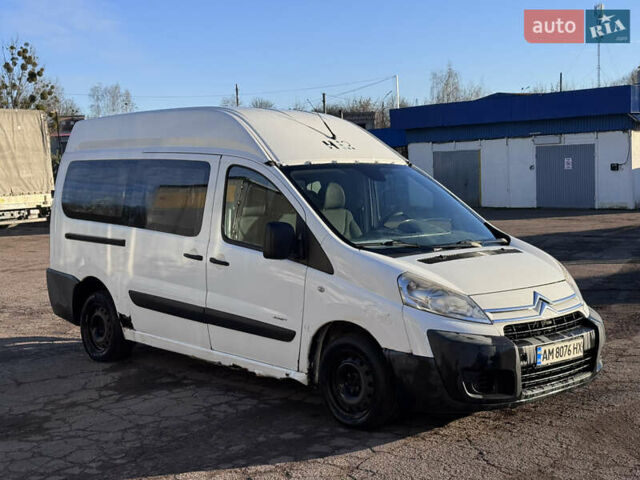Белый Ситроен Jumpy, объемом двигателя 2 л и пробегом 370 тыс. км за 3290 $, фото 6 на Automoto.ua
