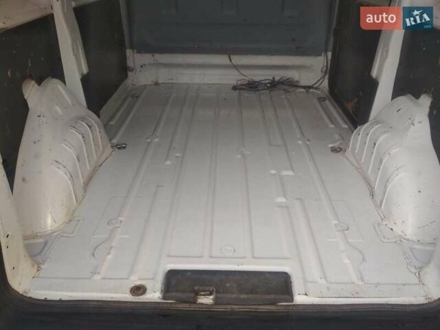 Белый Ситроен Jumpy, объемом двигателя 0 л и пробегом 183 тыс. км за 5900 $, фото 1 на Automoto.ua