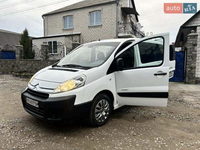 Белый Ситроен Jumpy, объемом двигателя 2 л и пробегом 225 тыс. км за 6300 $, фото 20 на Automoto.ua